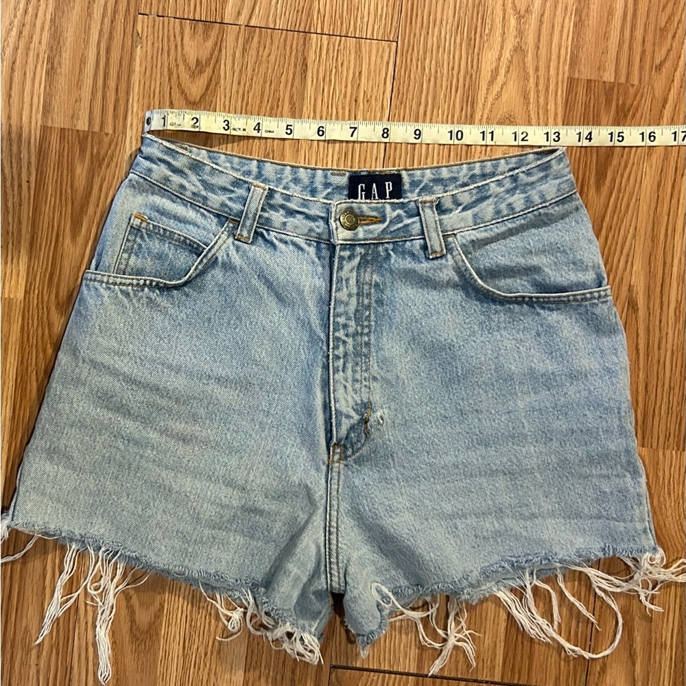 Vintage Gap Classic denim cutoff shorts size 7/8
